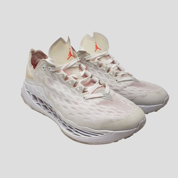 Jordan Zoom Trunner Ultimate White Flash Crimson Mens Size 10.5 main image 10